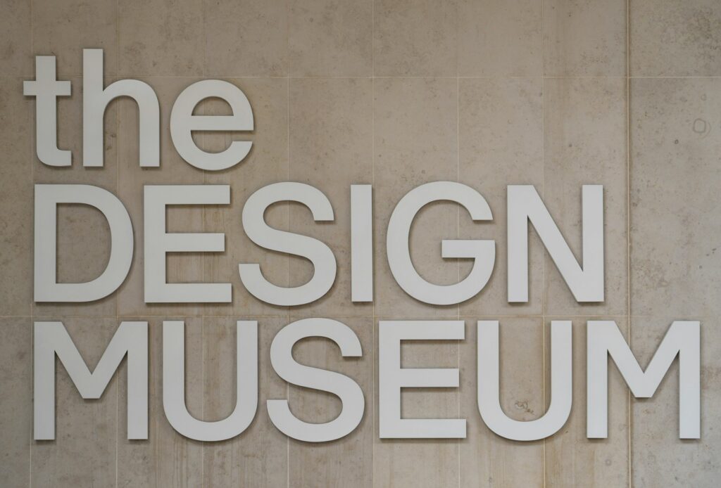 A sign saying 'The Design Museum'