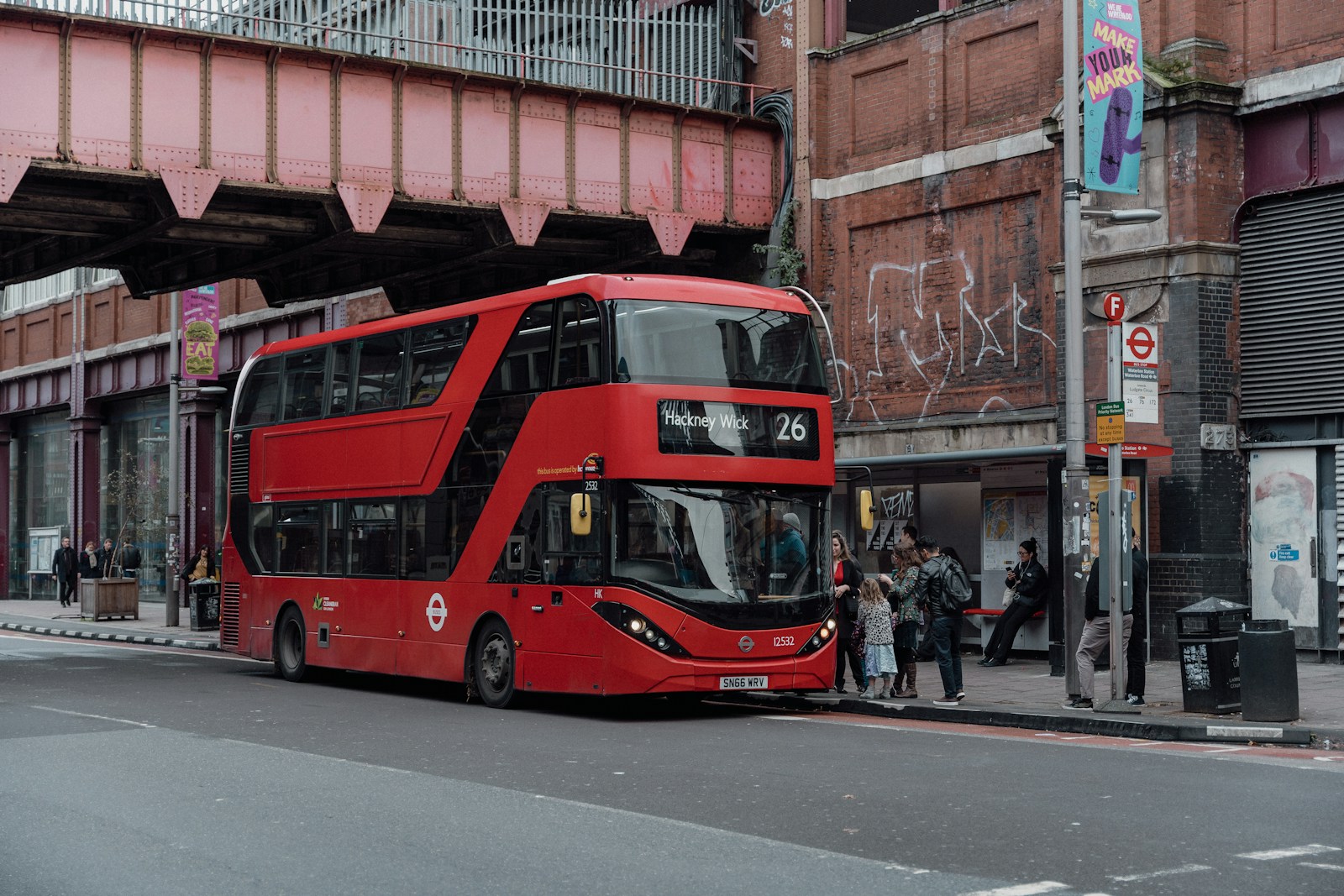Public Transport in London (How to use each mode of transport)