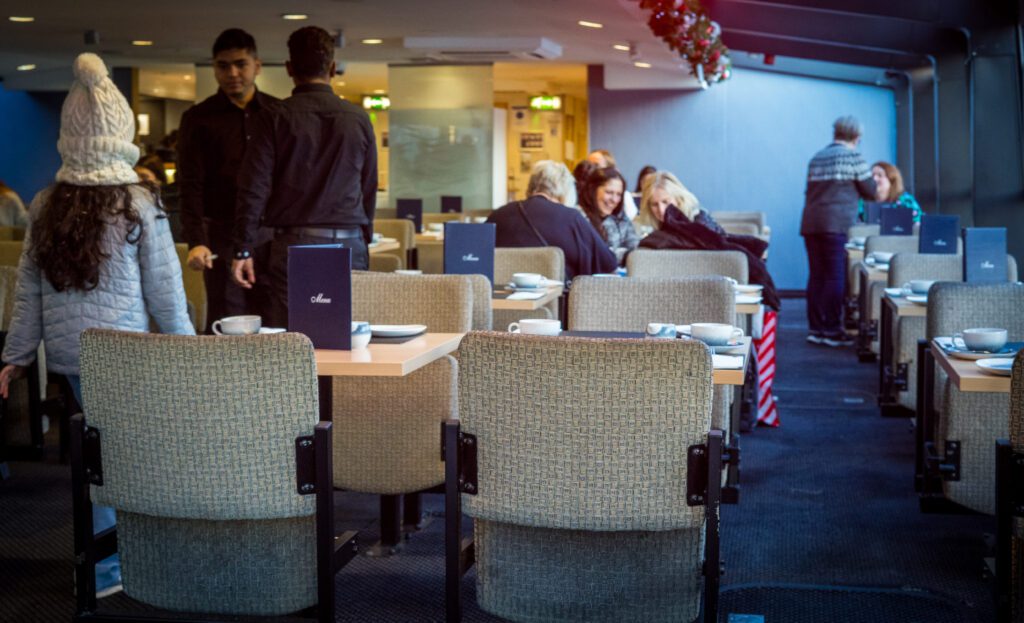 Thames Afternoon Tea Cruise seating