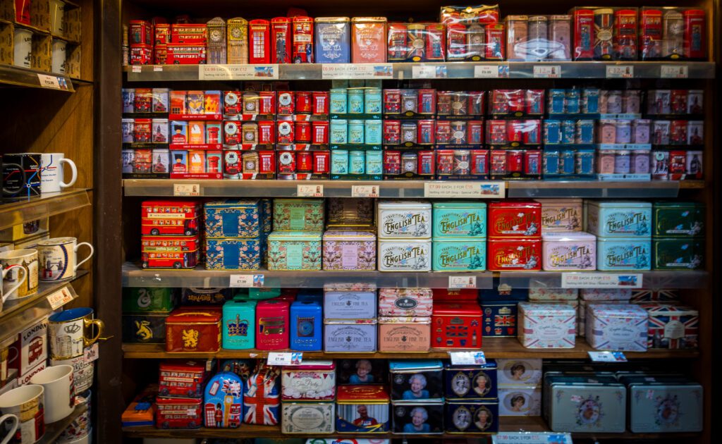 Tins of Tea for a Souvenir