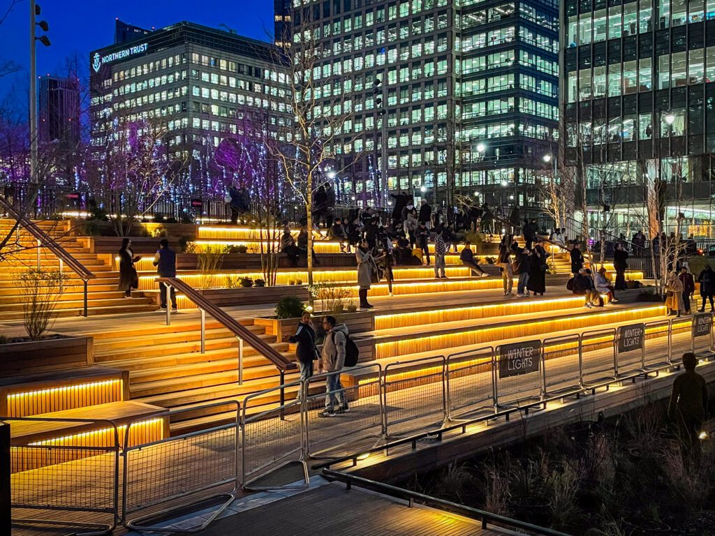 Rows of outdoor seating at Canary Wharf